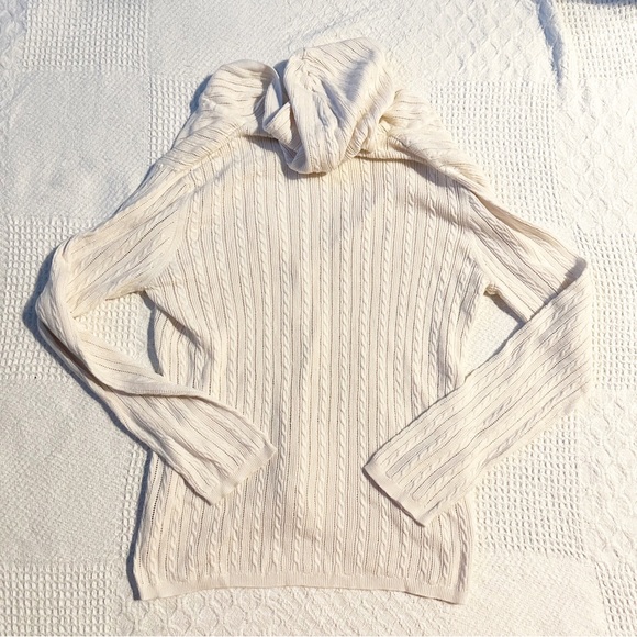 Tommy Bahama deep V hooded pop over cotton beachy open knit sweater. - Picture 3 of 4